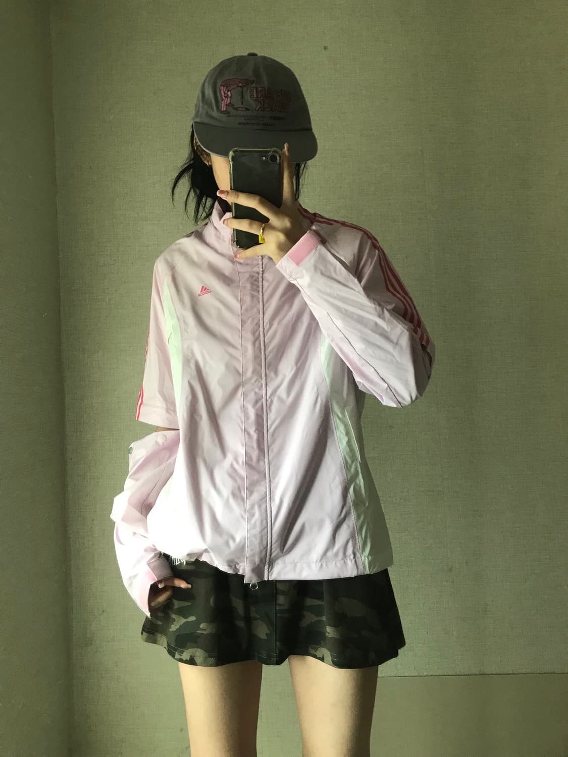 아디다스 핑크 투웨이 절개 바람막이 상품이미지3