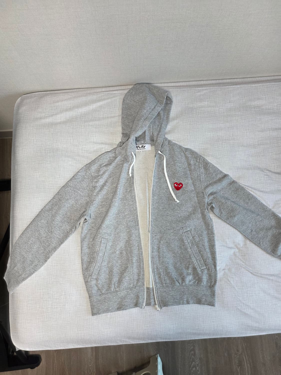 꼼데가르송 후드집업 L 상품이미지1