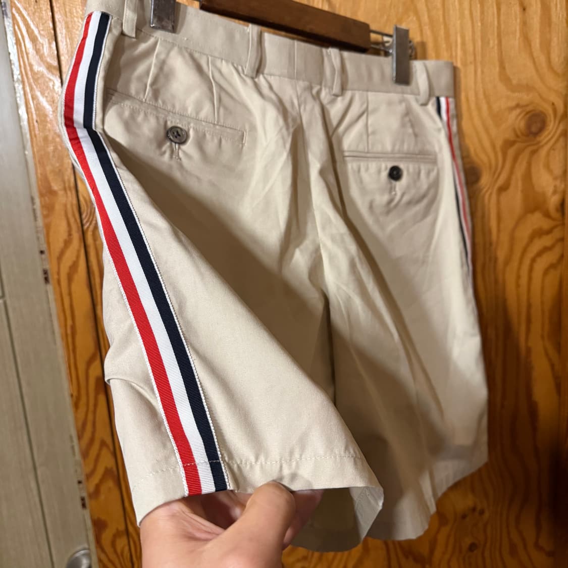 톰브라운 플랫 프론트 반바지  상품이미지4