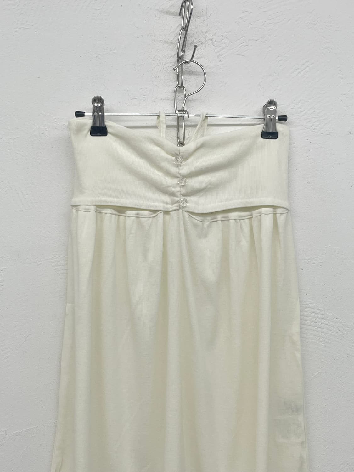 퓨어 버튼 홀터 탑 상품이미지5
