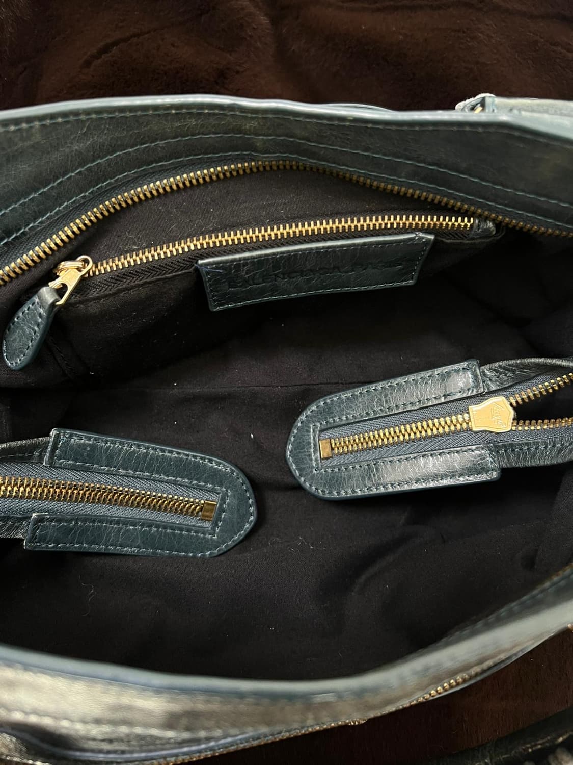 발렌시아가 모터백 시티백 상품이미지3