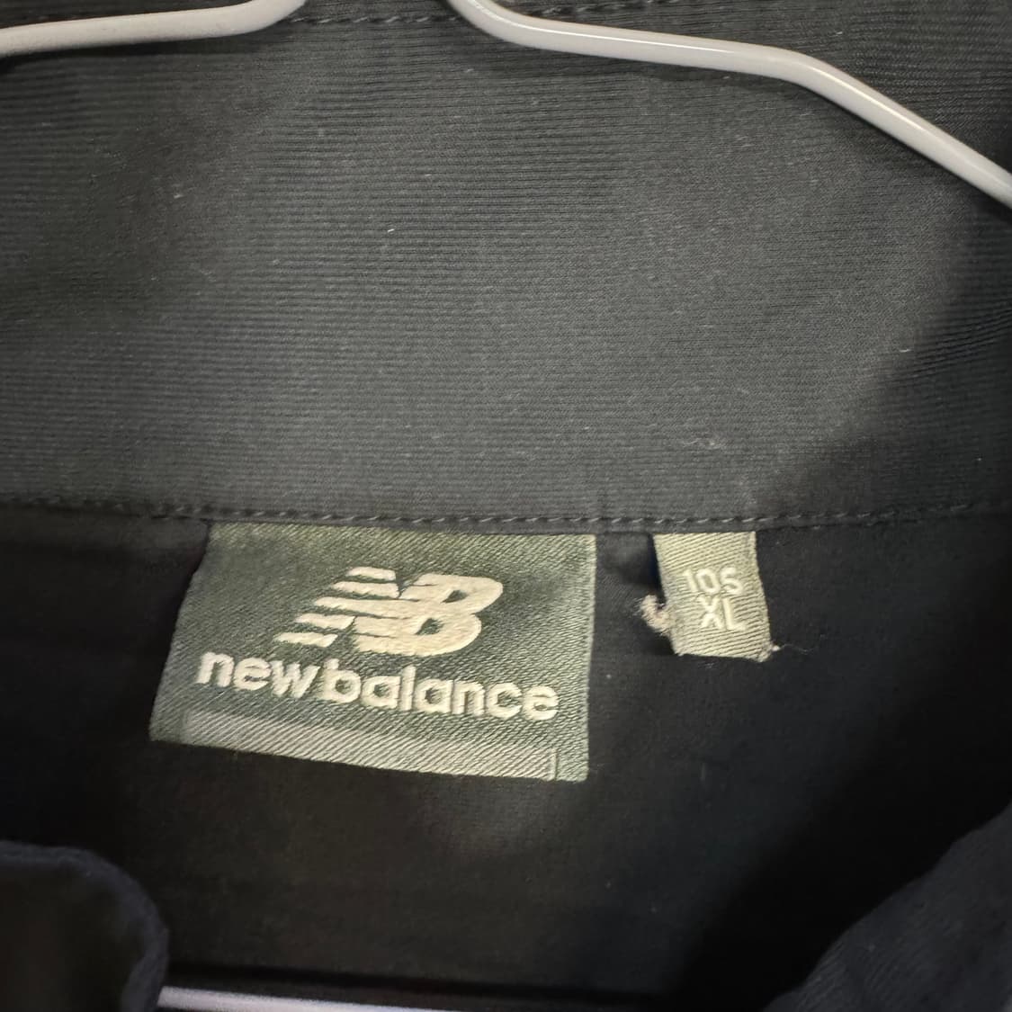 뉴발란스 스몰로고 바람막이 자켓 상품이미지5