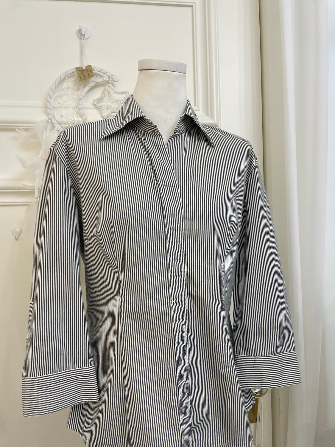 black stripe line basic shirt 상품이미지5