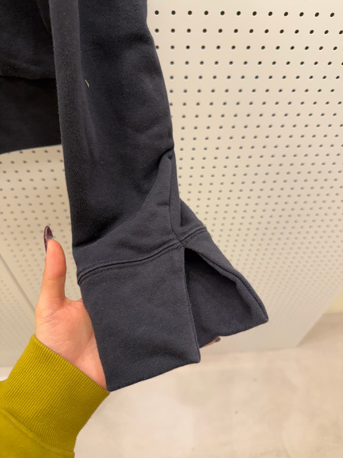 아디다스 오리지널스 트레포일 크롭 후드 U1144 상품이미지4