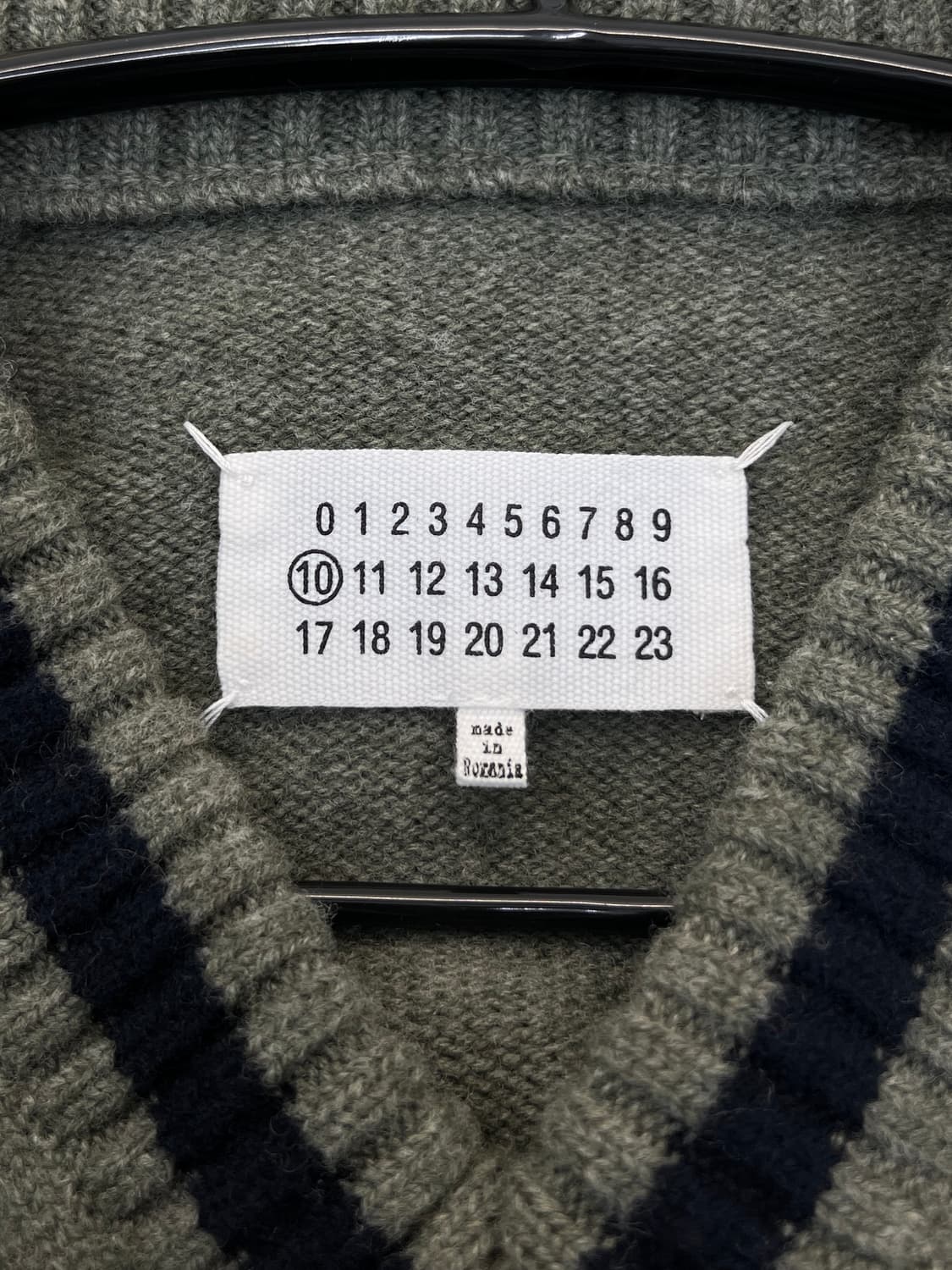 메종 마르지엘라 오버사이즈 V넥 울 니트 상품이미지5