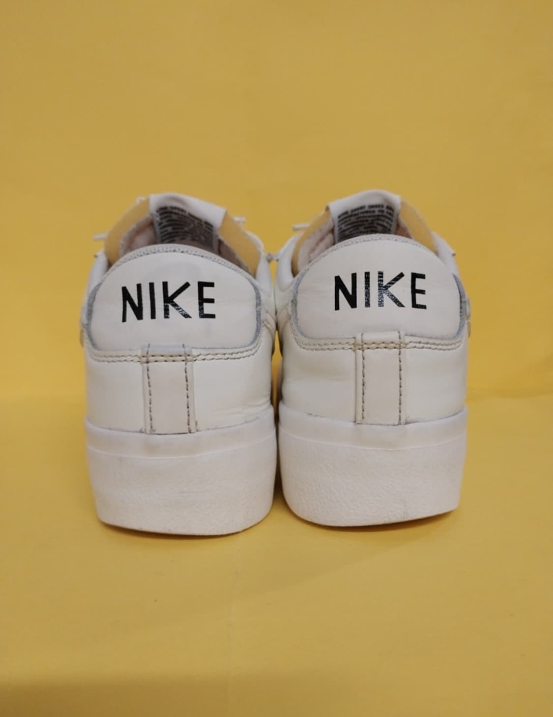 여성 나이키 블레이저 로우 플랫폼 세일 화이트 운동화 (255) 상품이미지4