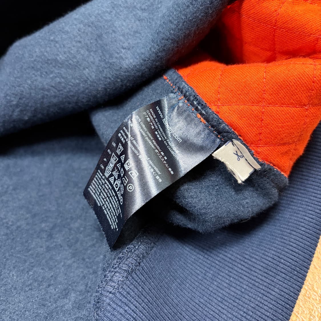 타미 힐피거 네이비 기모 버클 스웻 풀오버 상품이미지4