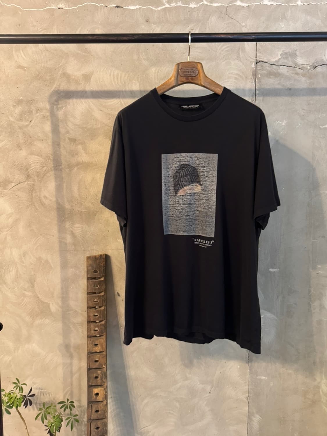 닐바렛 그래픽 티셔츠 100 상품이미지1
