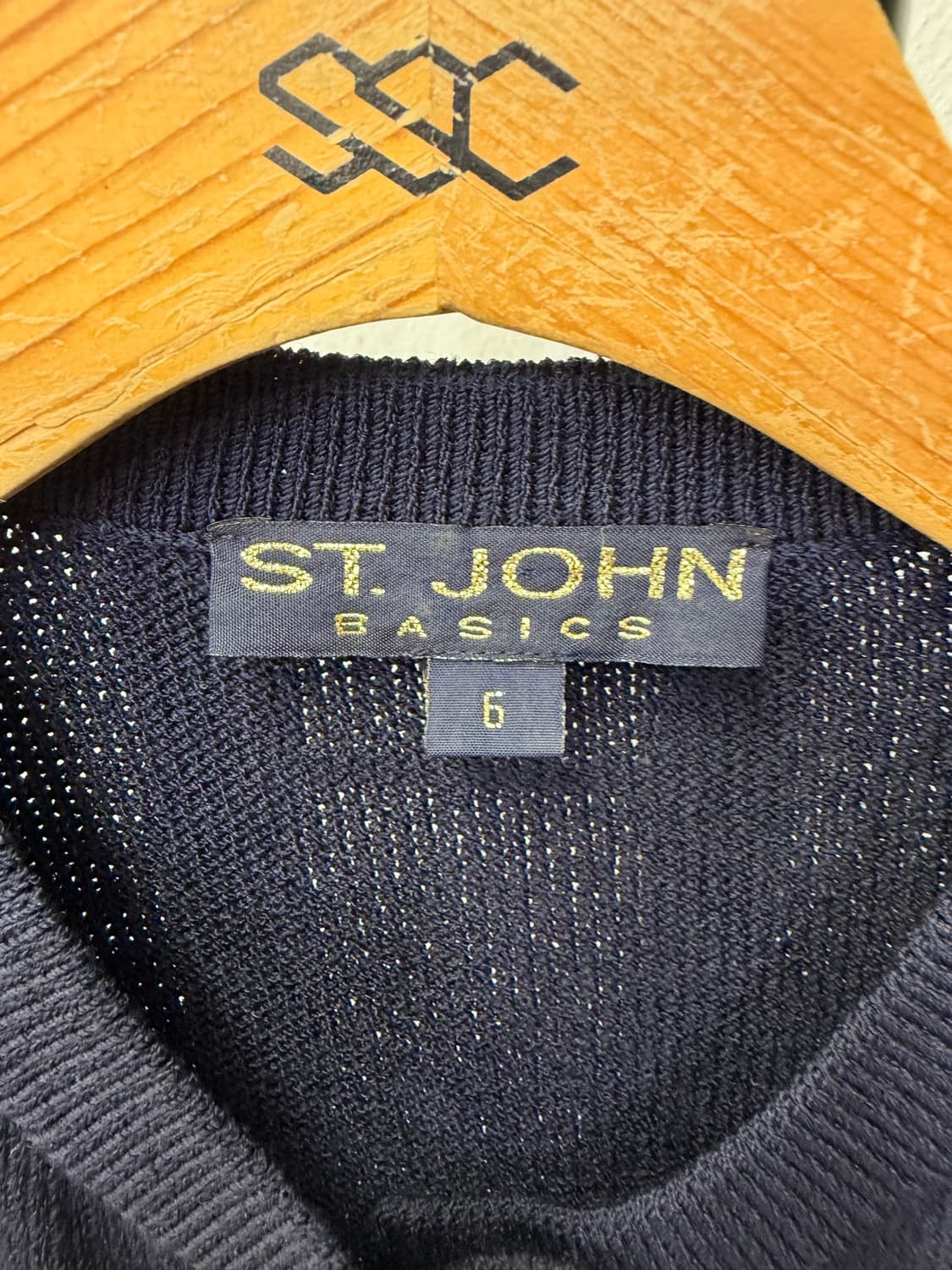 정품) ST. JOHN 센존 네이비 금장 단추 가디건 6 상품이미지6