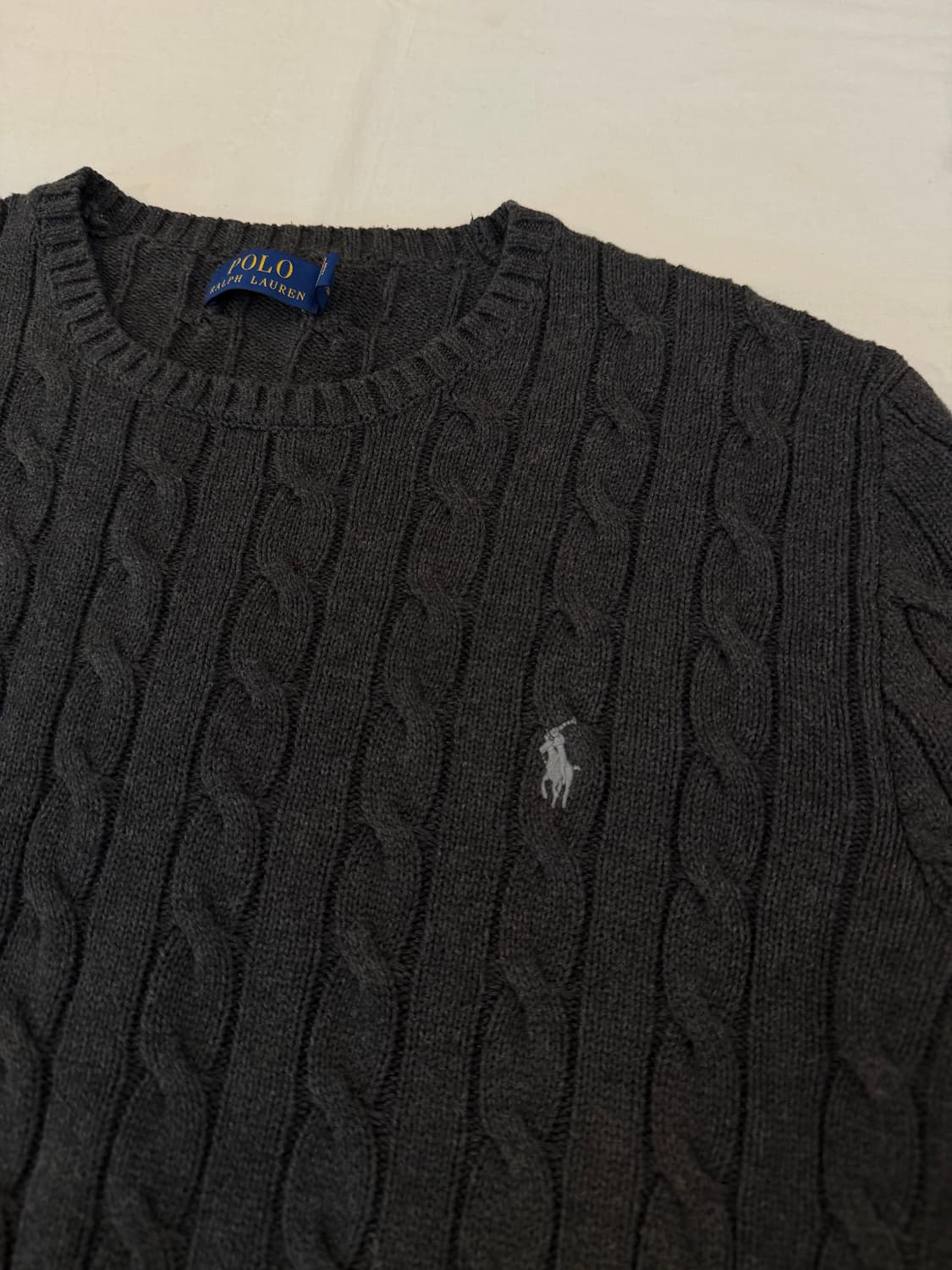 신형) 폴로 랄프로렌 꽈배기 케이블 니트 차콜 블랙 상품이미지2