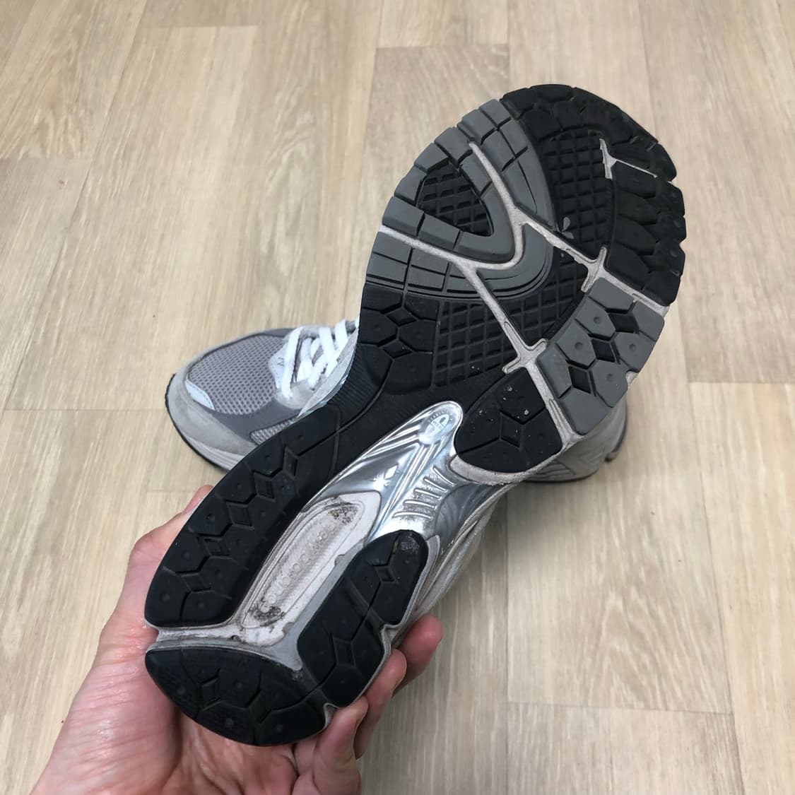 (245) 뉴발란스 New balance ML 2002 그레이 러닝화 상품이미지5