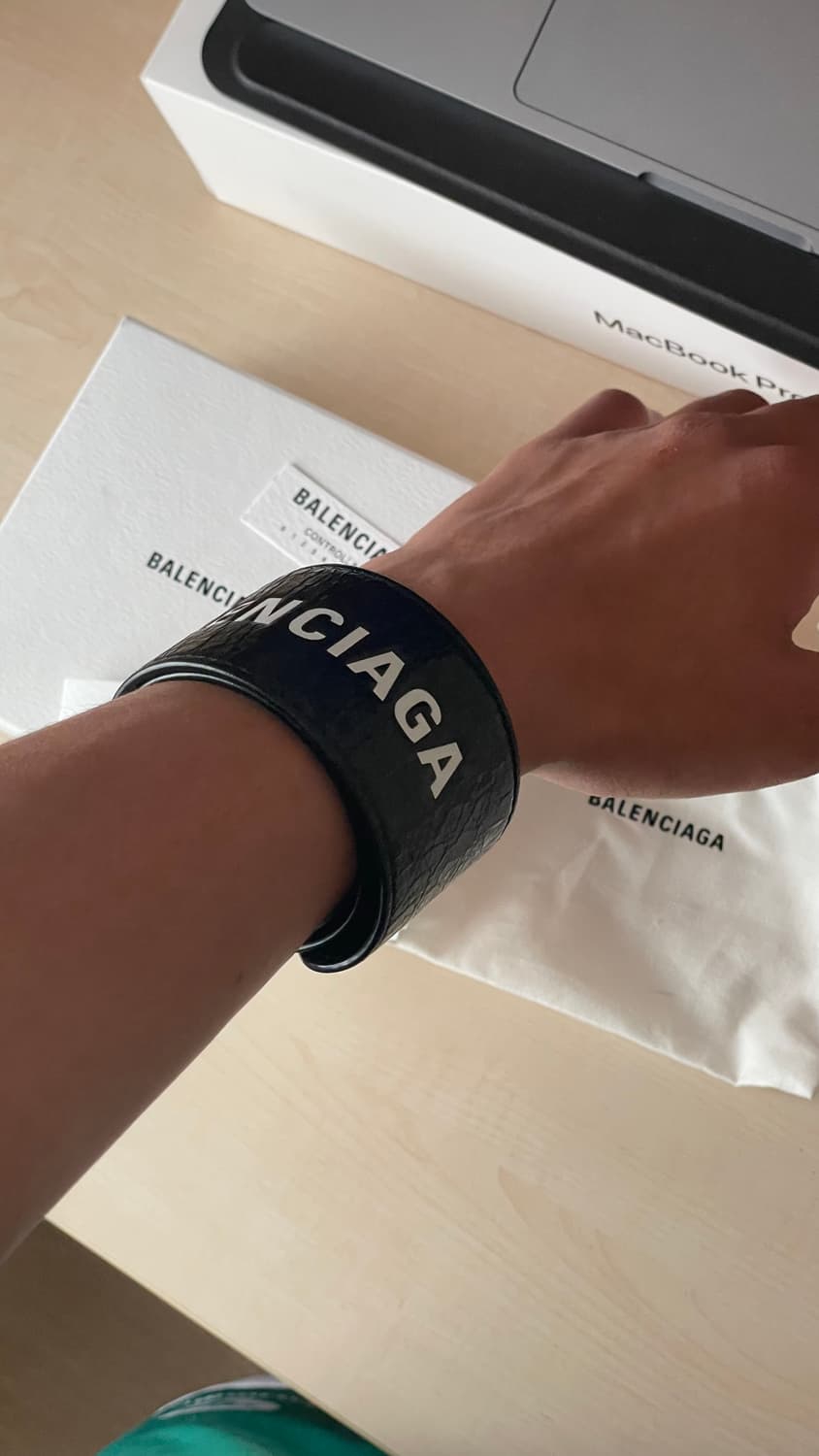 발렌시아가 사이클 팔찌 상품이미지4