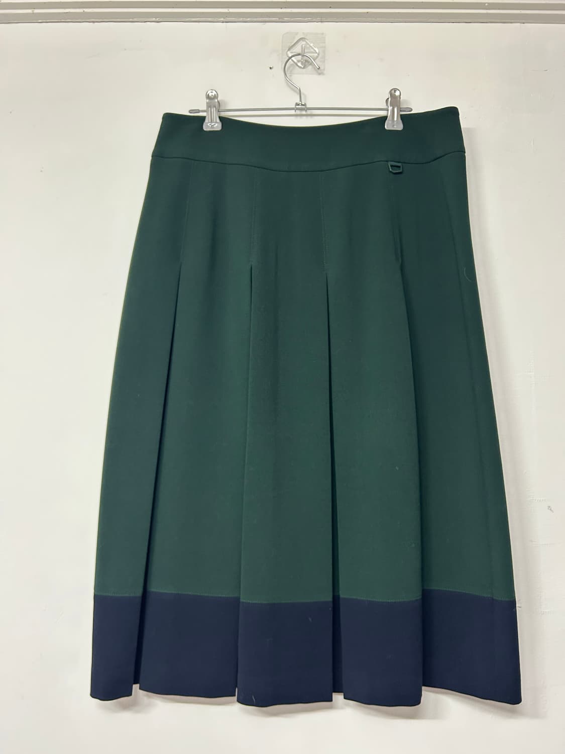 빈폴골프x정예슬 미디스커트 상품이미지3