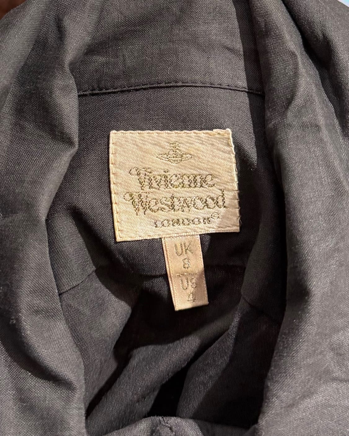 비비안웨스트우드 블랙 드렁큰 셔링 셔츠 상품이미지7