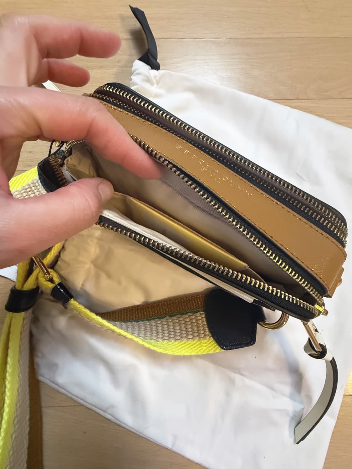 마크 제이콥스 스냅샷 크로스백 상품이미지8