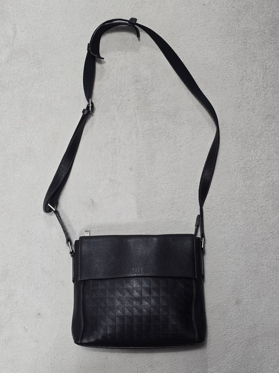 Daks 닥스 그리드패턴 블랙 크로스백 상품이미지3