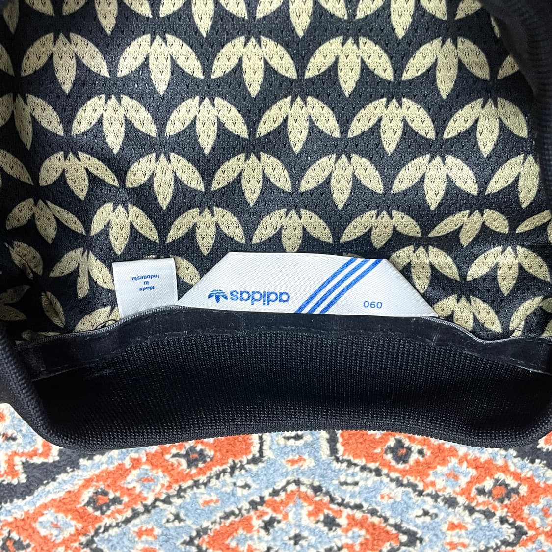 아디다스 메달리스트 골드 블랙 집업져지 여성90 상품이미지3