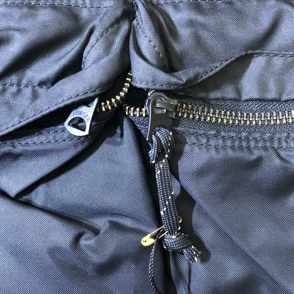 포터 나일론 크로스백  상품이미지5