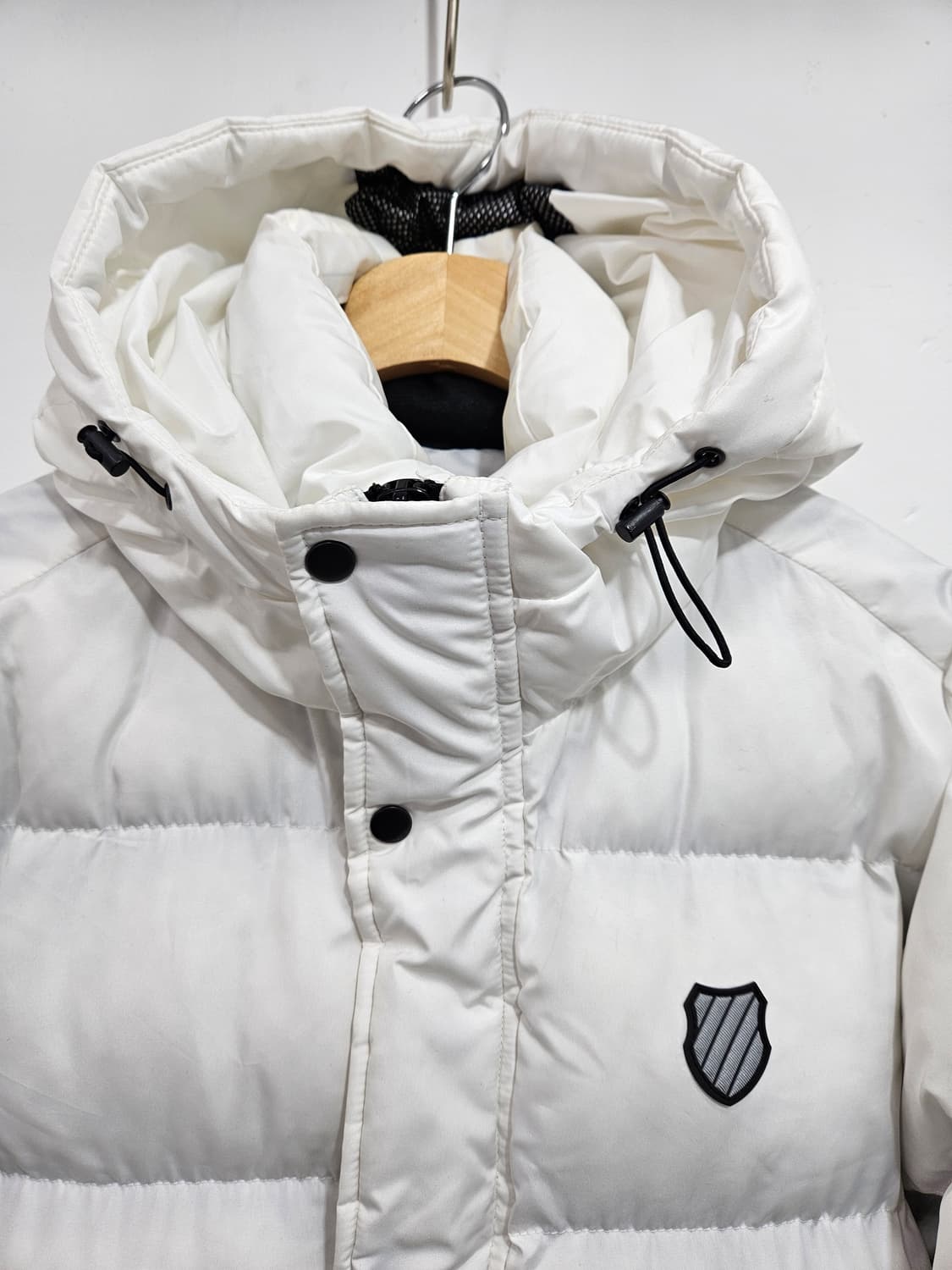 케이스위스(KSWISS) 폴리 롱패딩 화이트 100 상품이미지4