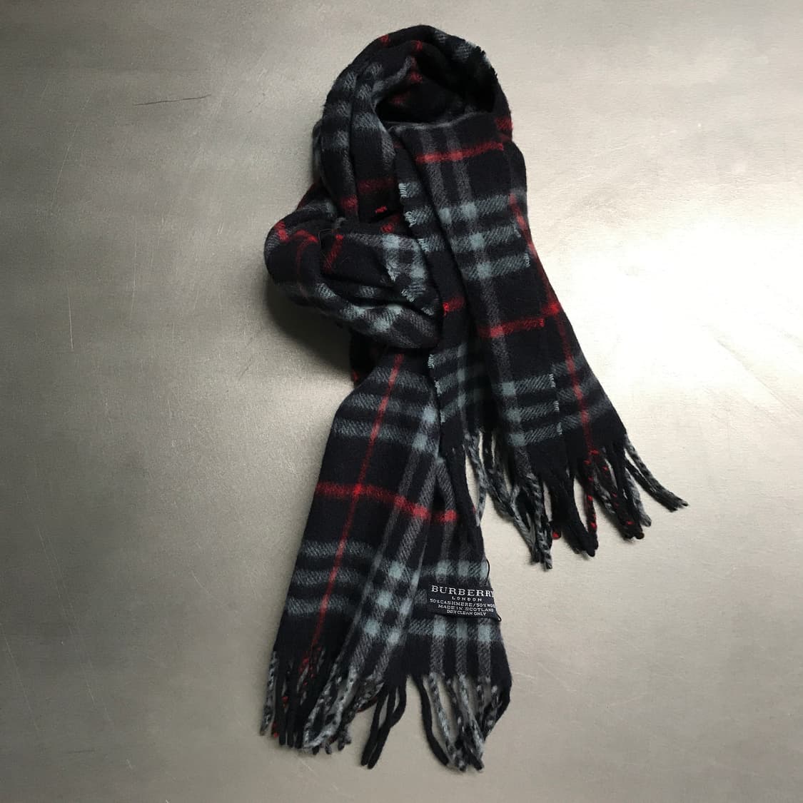 버버리 정품 캐시미어/울 머플러 네이비 상품이미지1