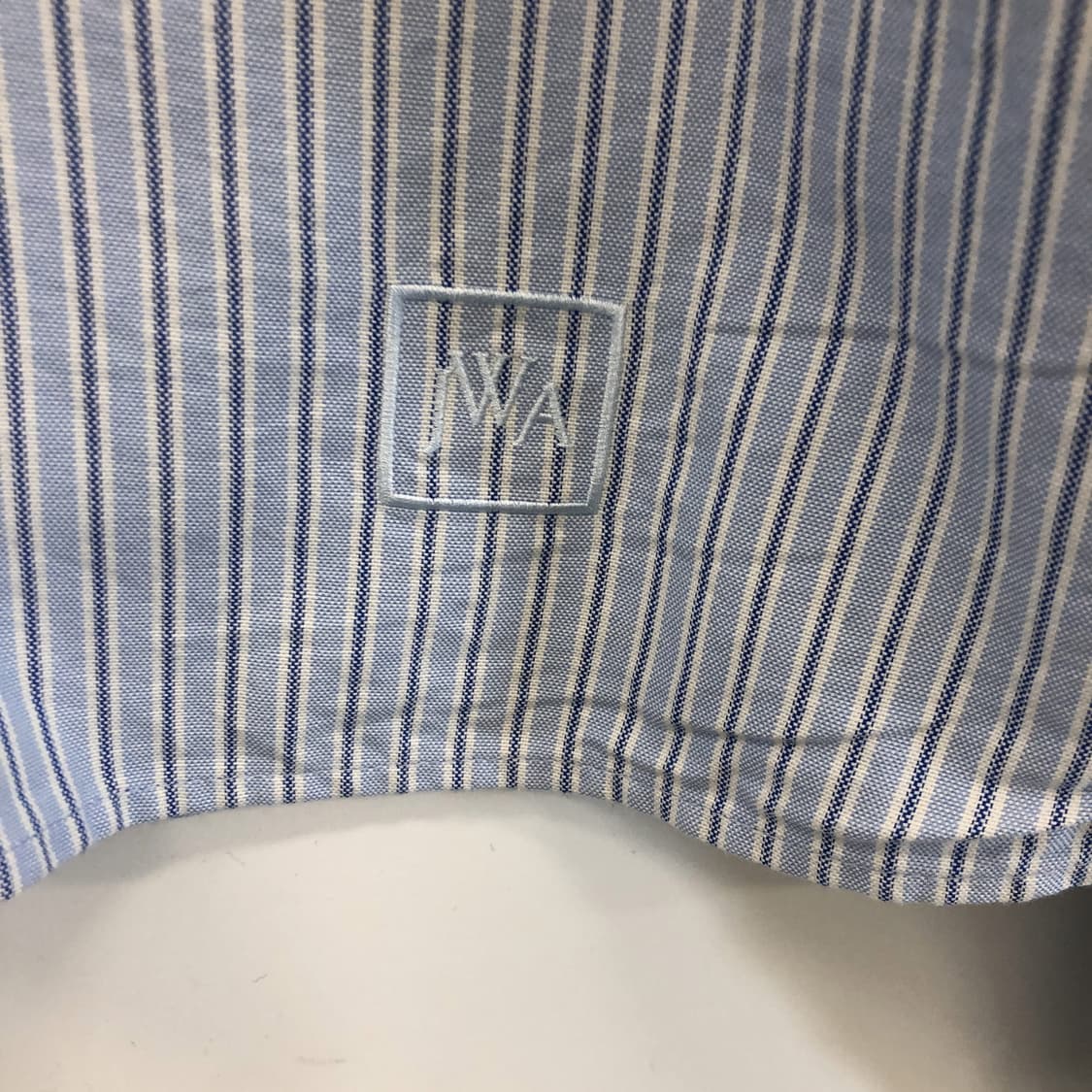 유니클로 JW앤더슨 크롭셔츠 M 블루 상품이미지2