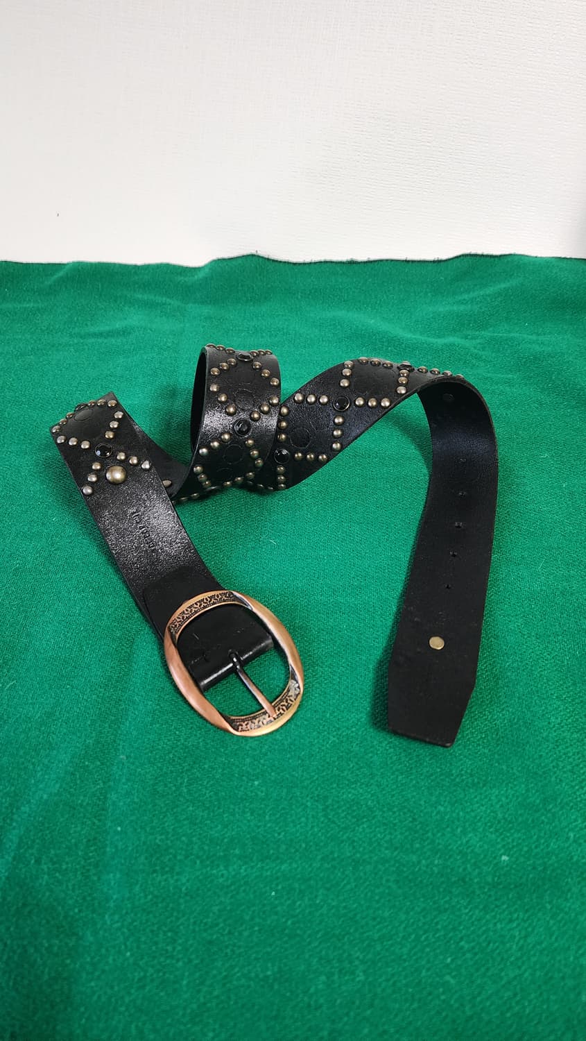 톰보이 블랙 스터드 장식 통가죽 벨트 상품이미지1