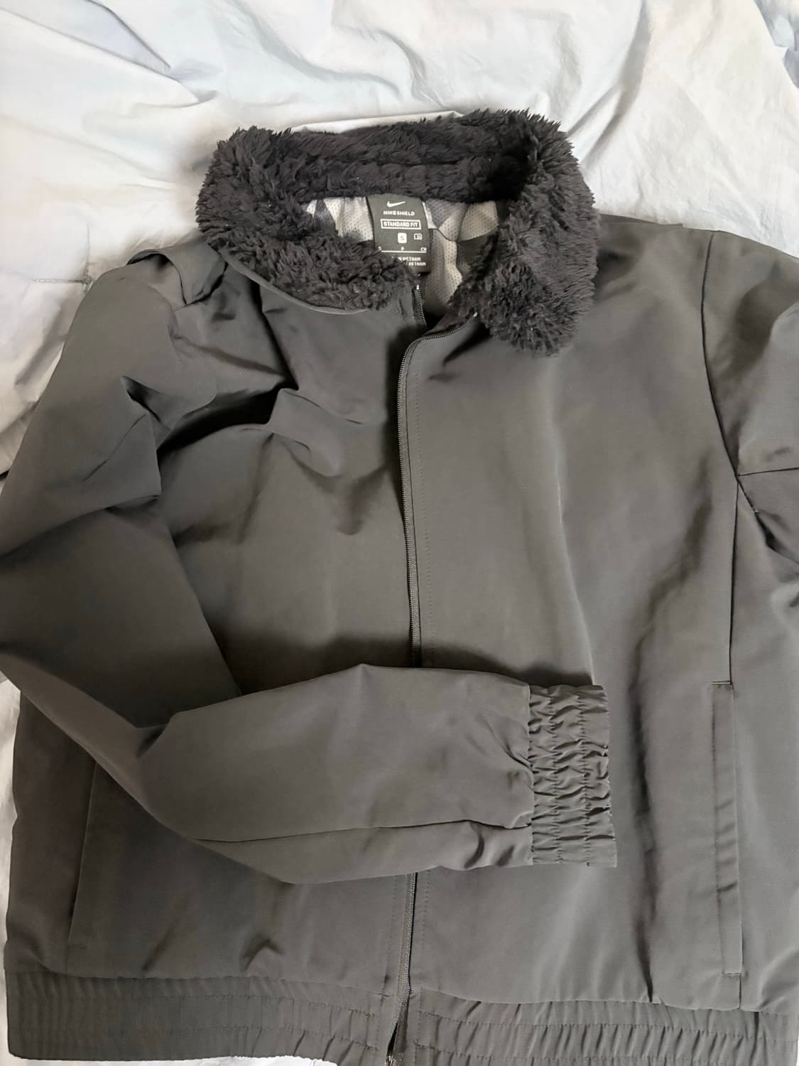 나이키 쉴드 골프 봄버자켓 상품이미지2