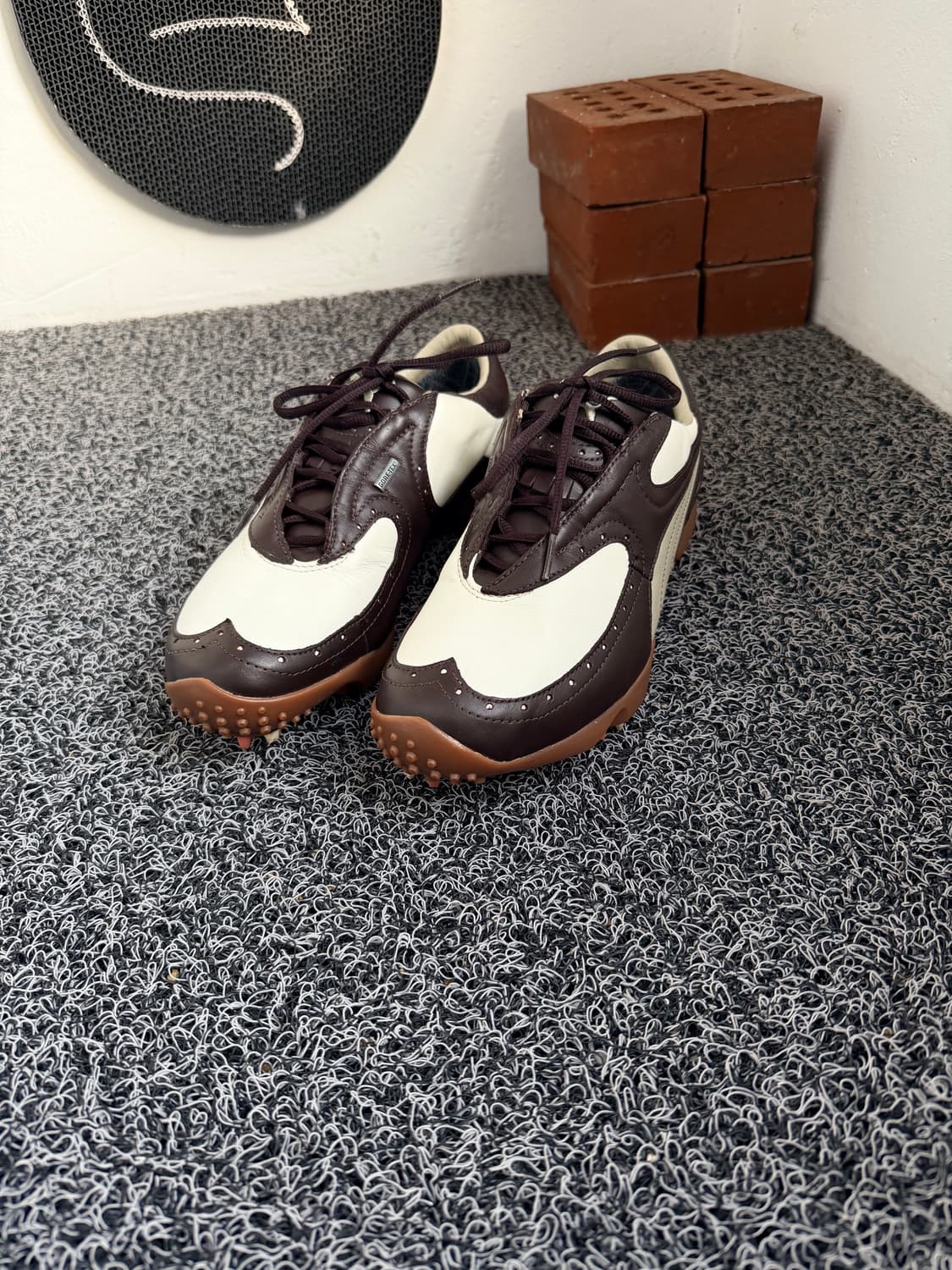 [PUMA x GORE-TEX] 빈티지 윙팁 클래식 골프화 상품이미지1