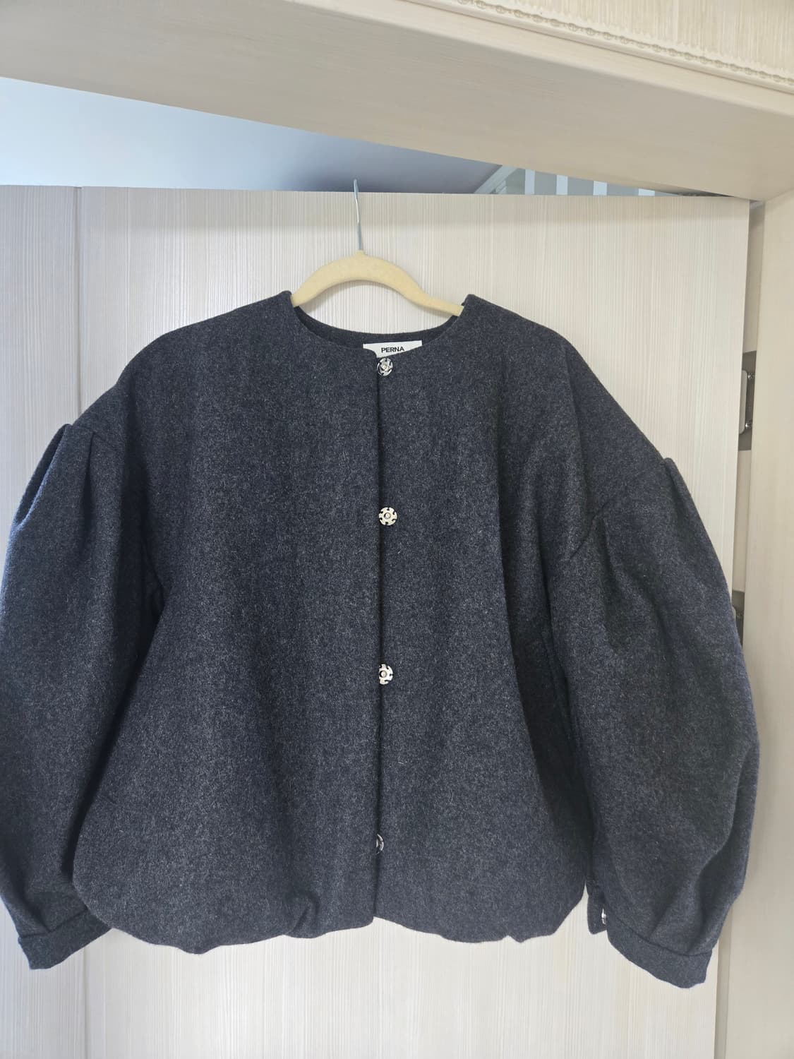 PERNA  울 멜튼 볼륨 코트 자켓  상품이미지5