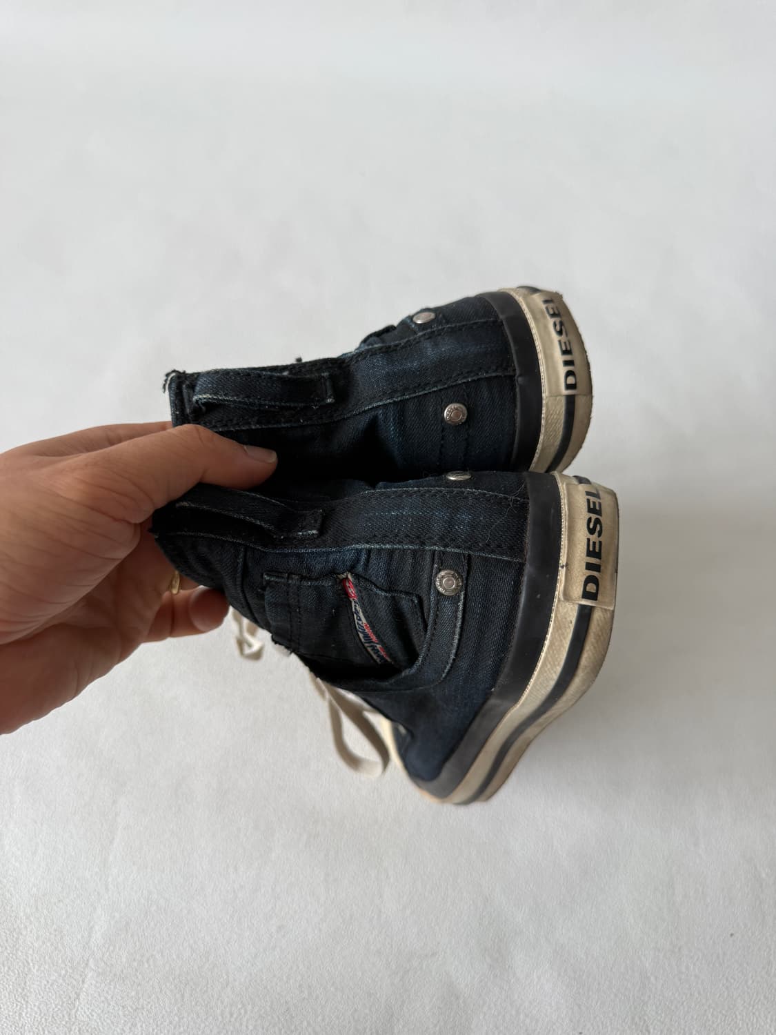 [280]디젤(DIESEL) 데님 하이 스니커즈 상품이미지8