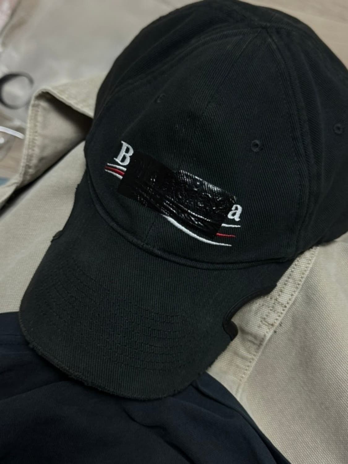 발렌시아가 개퍼 볼캡 상품이미지2