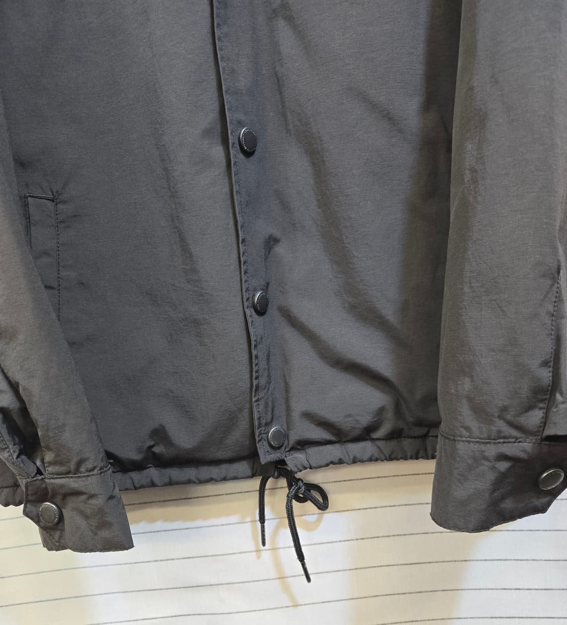 데우스 엑스 마키나 코치 자켓 블랙 상품이미지8