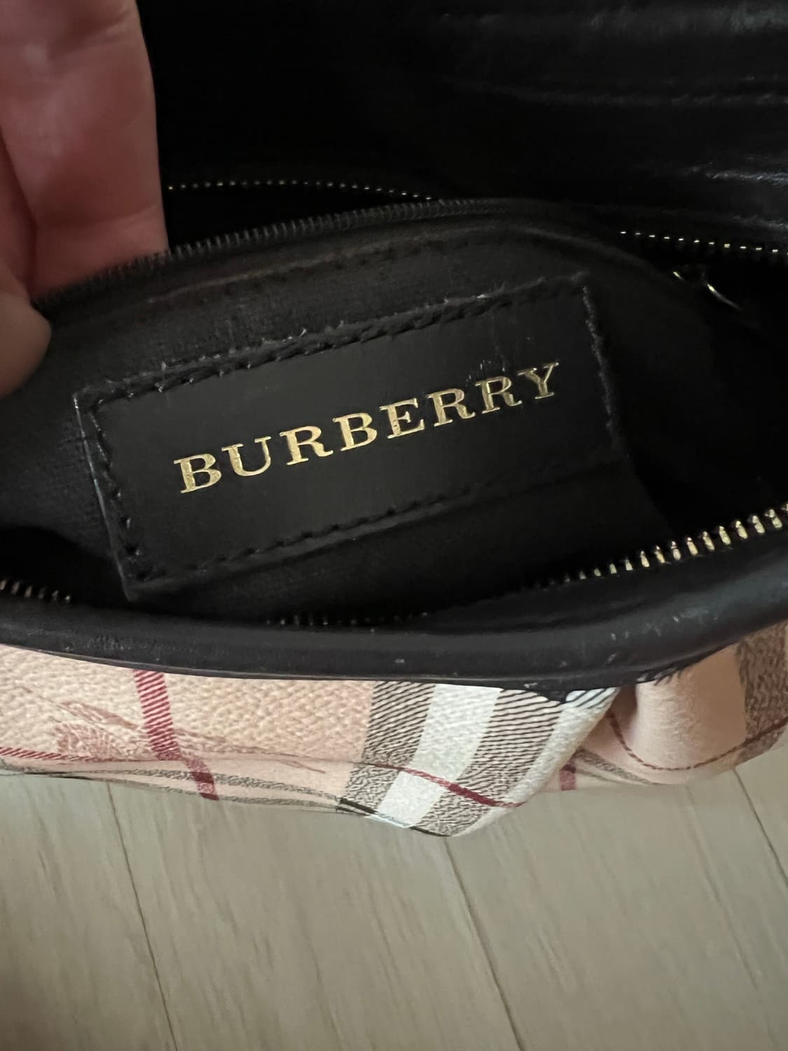 버버리헤이마켓 체크 브루클린 호보백 상품이미지6