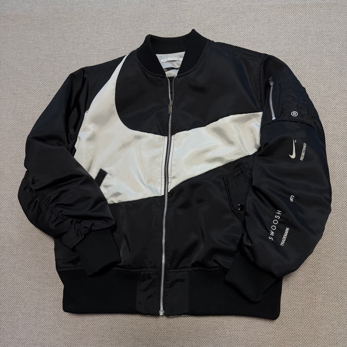 나이키 NSW 써마핏 리버시블 봄버자켓 상품이미지1