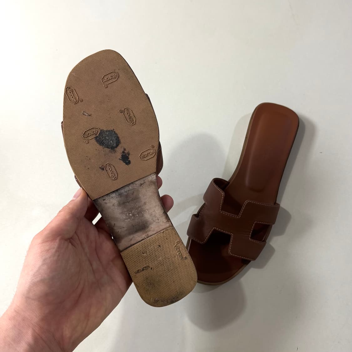 [37/당일출고]에르메스 오란 슬리퍼 상품이미지4