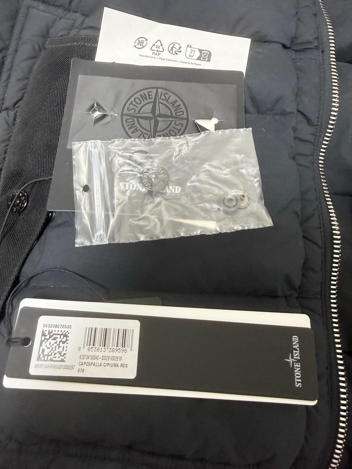 스톤아일랜드 심리스 패딩 m사이즈 상품이미지6