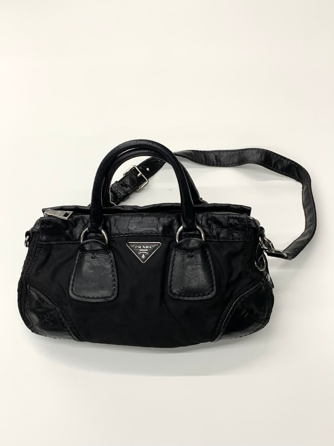 Prada 프라다 블랙 나일론 레더 크로스백 상품이미지3