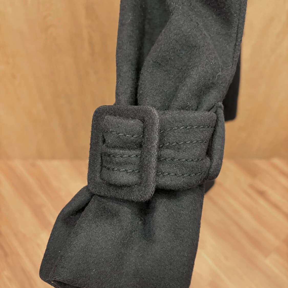 막스앤코 롱 코트 더블 브레스티드 커프스 노치드 라펠 벨트 디테일 블랙 상품이미지6