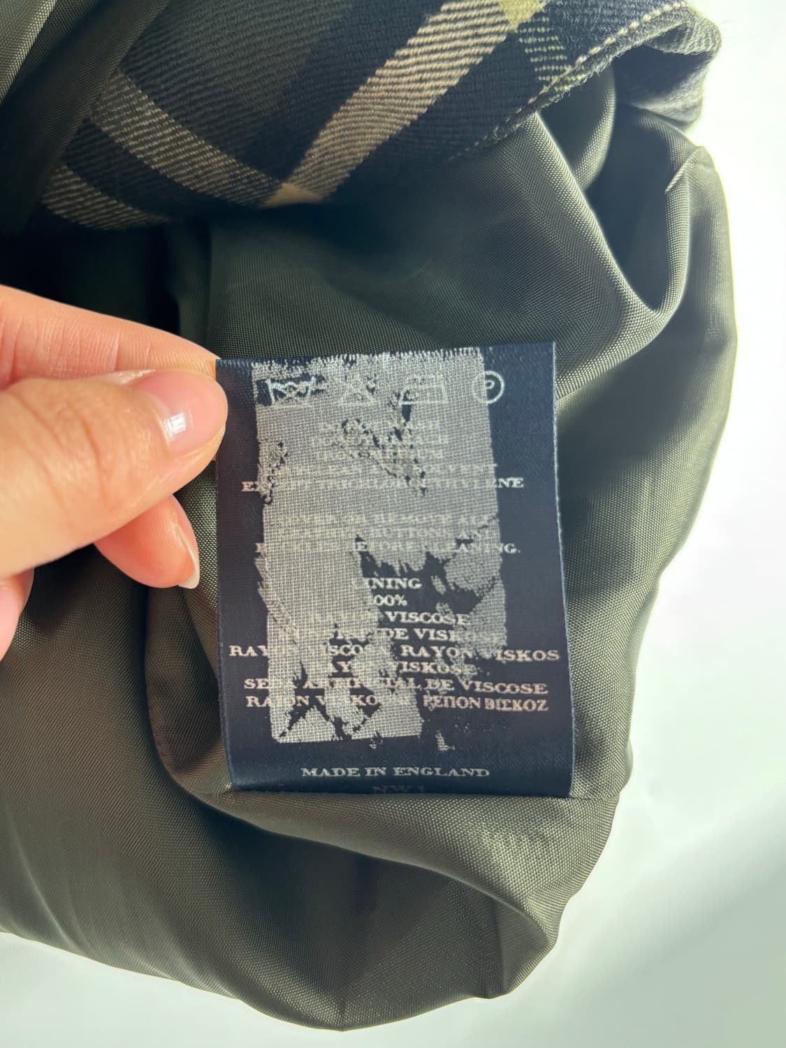 Burberry 버버리 카키 노바체크 랩스커트  상품이미지9