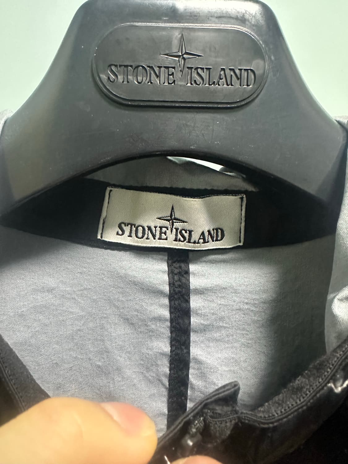 스톤아일랜드 23ss 멤브라나 블랙M 백화점판 새상품급 판매 상품이미지7
