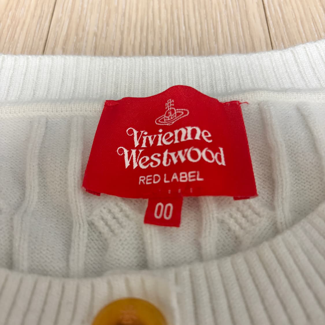 비비안 웨스트우드 레드라벨 화이트 케이블 니트 가디건 상품이미지4