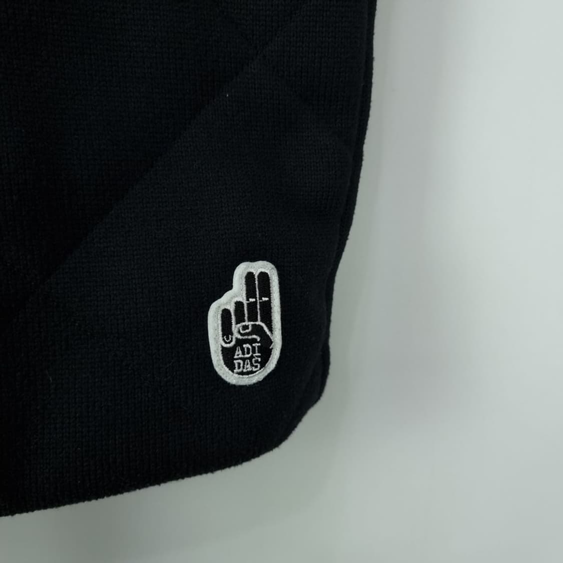 [아디다스] 빅로고 자수 집업 베스트 조끼 블랙 M19157 상품이미지6