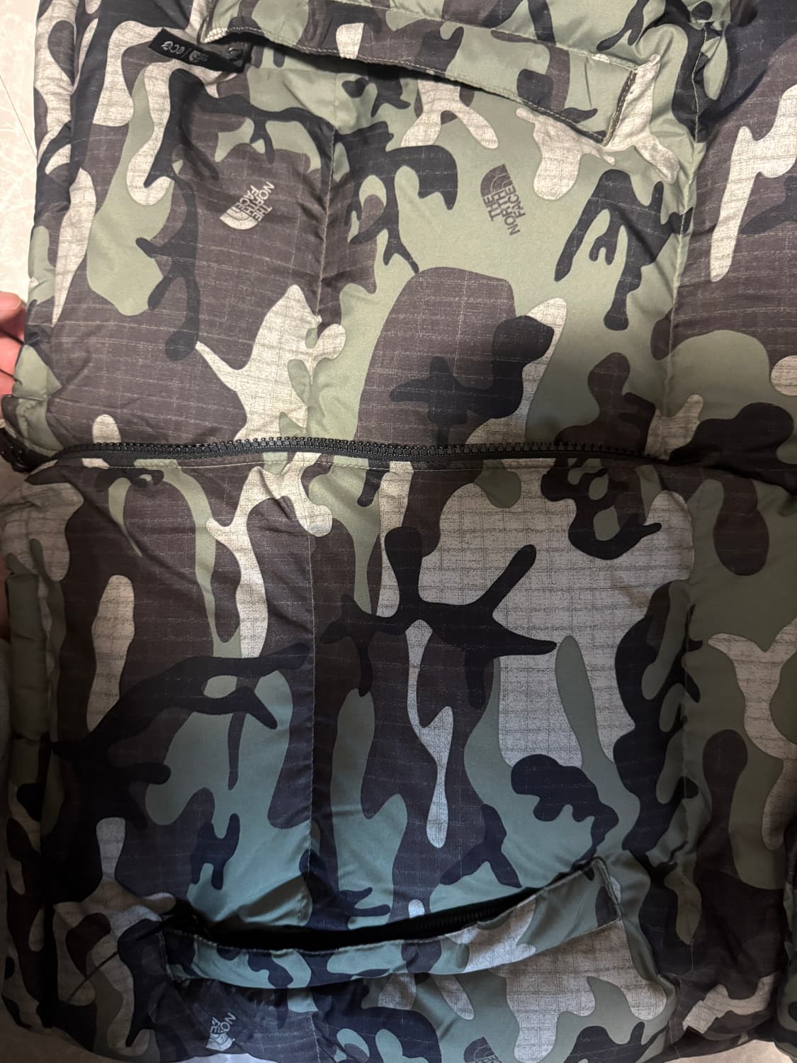 L사이즈 노스페이스 1996 노벨티 눕시 카모 상품이미지5