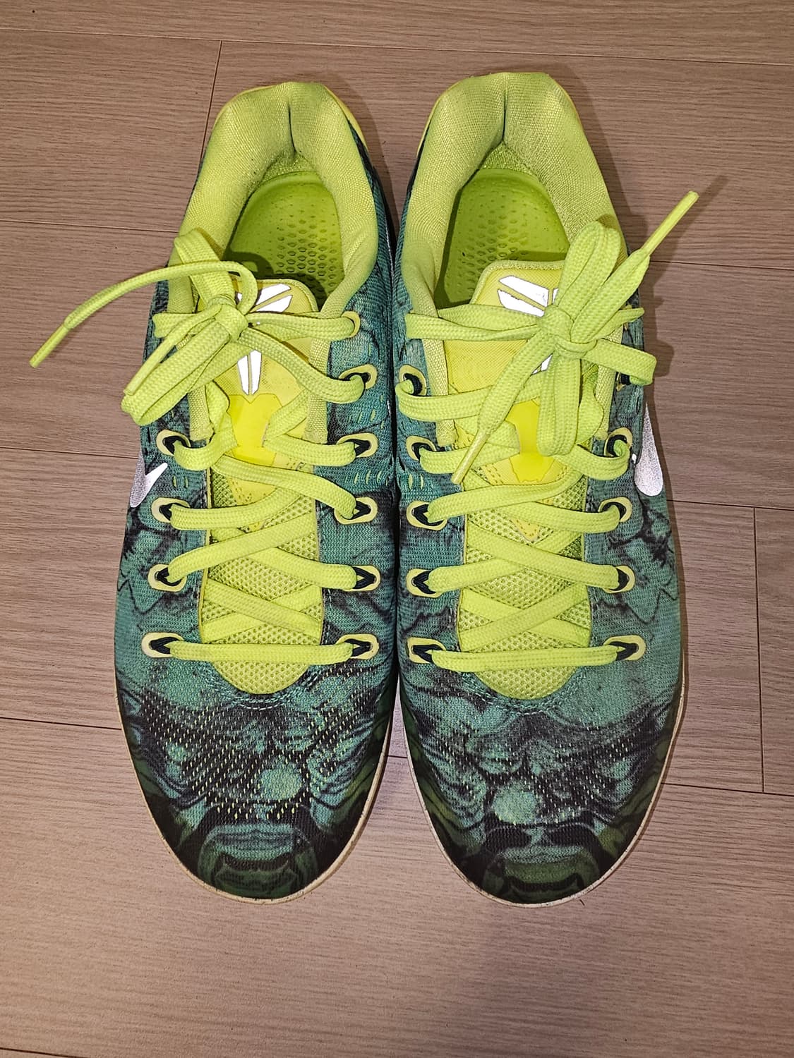 나이키 코비 9 스니커즈 상품이미지1