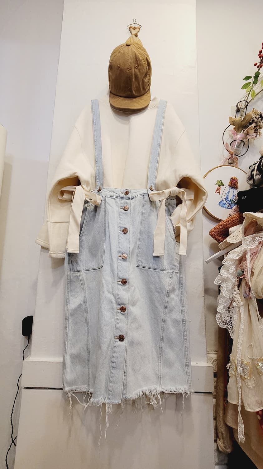 리본 기모 맨투맨. 자라 데님멜빵 상품이미지1