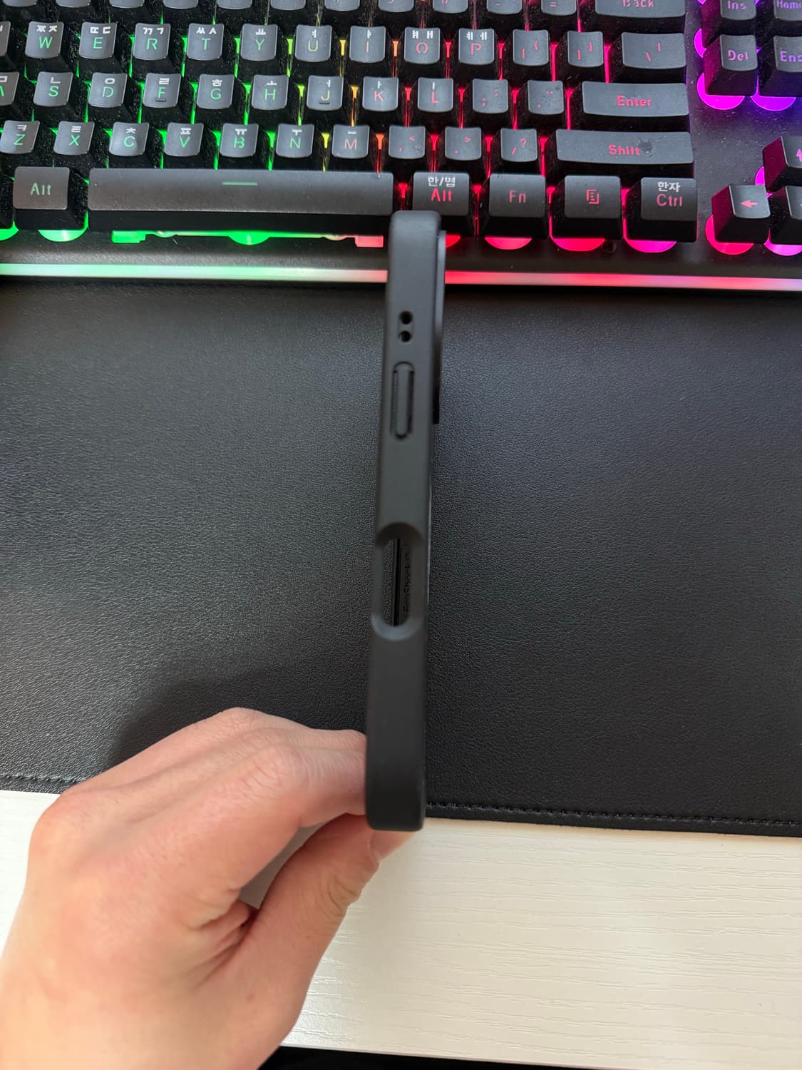 케이스티파이 메종키츠네 아이폰16프로 케이스 상품이미지3