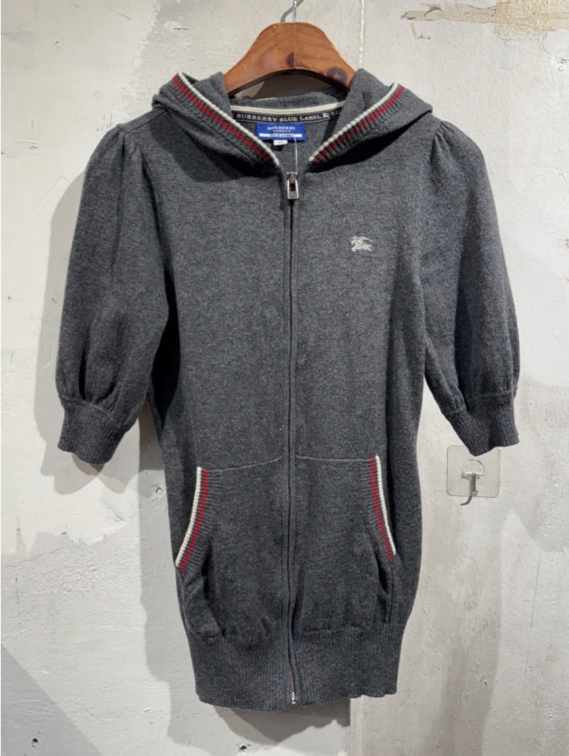 [8917]Burberry gray zip-up hoodie 상품이미지2