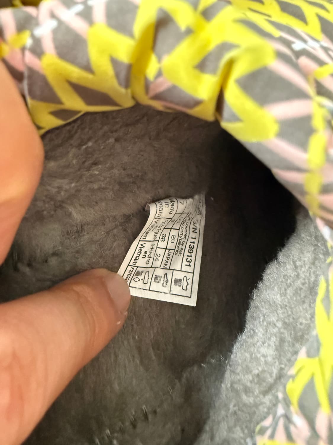 [240]어그(UGG) 다운 패딩 슈즈 상품이미지10