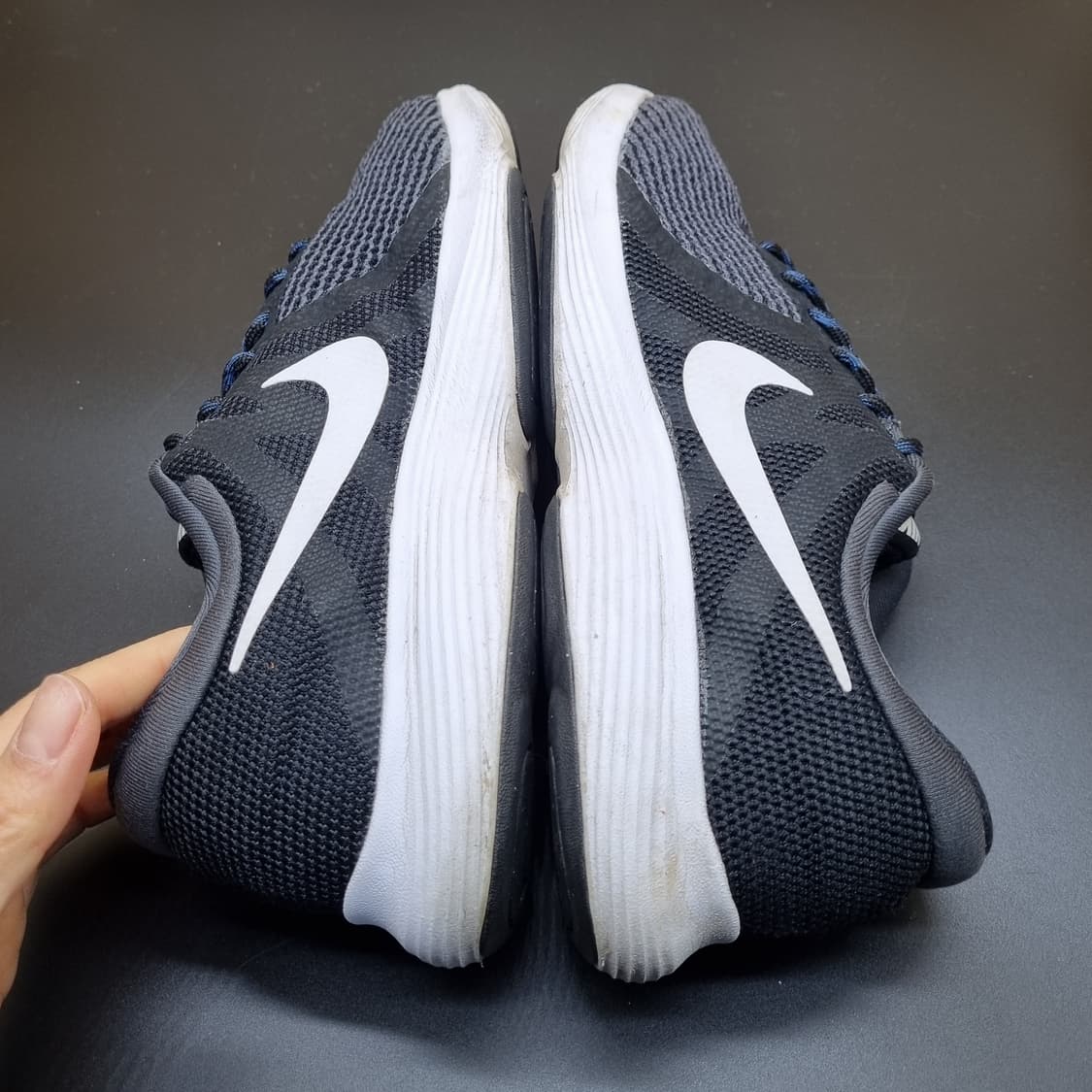 나이키 레볼루션4 남성운동화270  상품이미지5