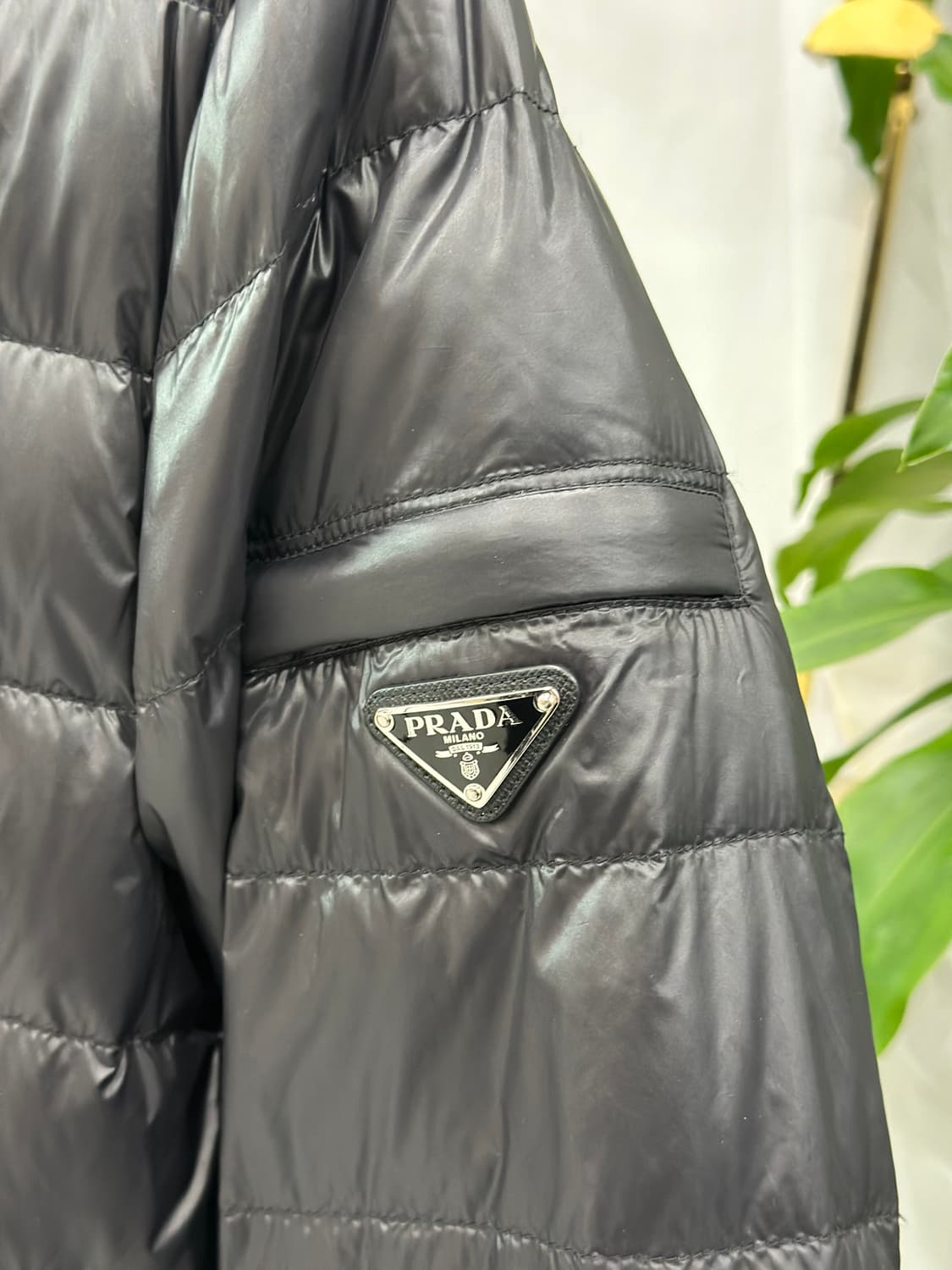 [정품]프라다 경량다운 패딩자켓 상품이미지3